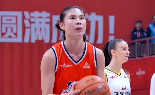 乐鱼-WCBA！一场6分险胜，四川女篮击败东莞，王思雨12分，杨力维21分