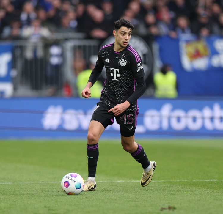 乐鱼APP下载-帕夫洛维奇本场150次成功传球，创有统计以来拜仁球员欧冠纪录